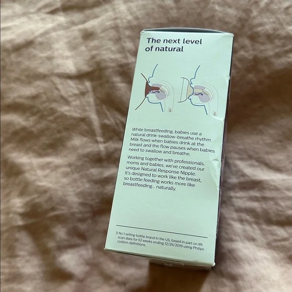 Philips Avent Natural Bottles 9oz 3 pack - Picture 3 of 4